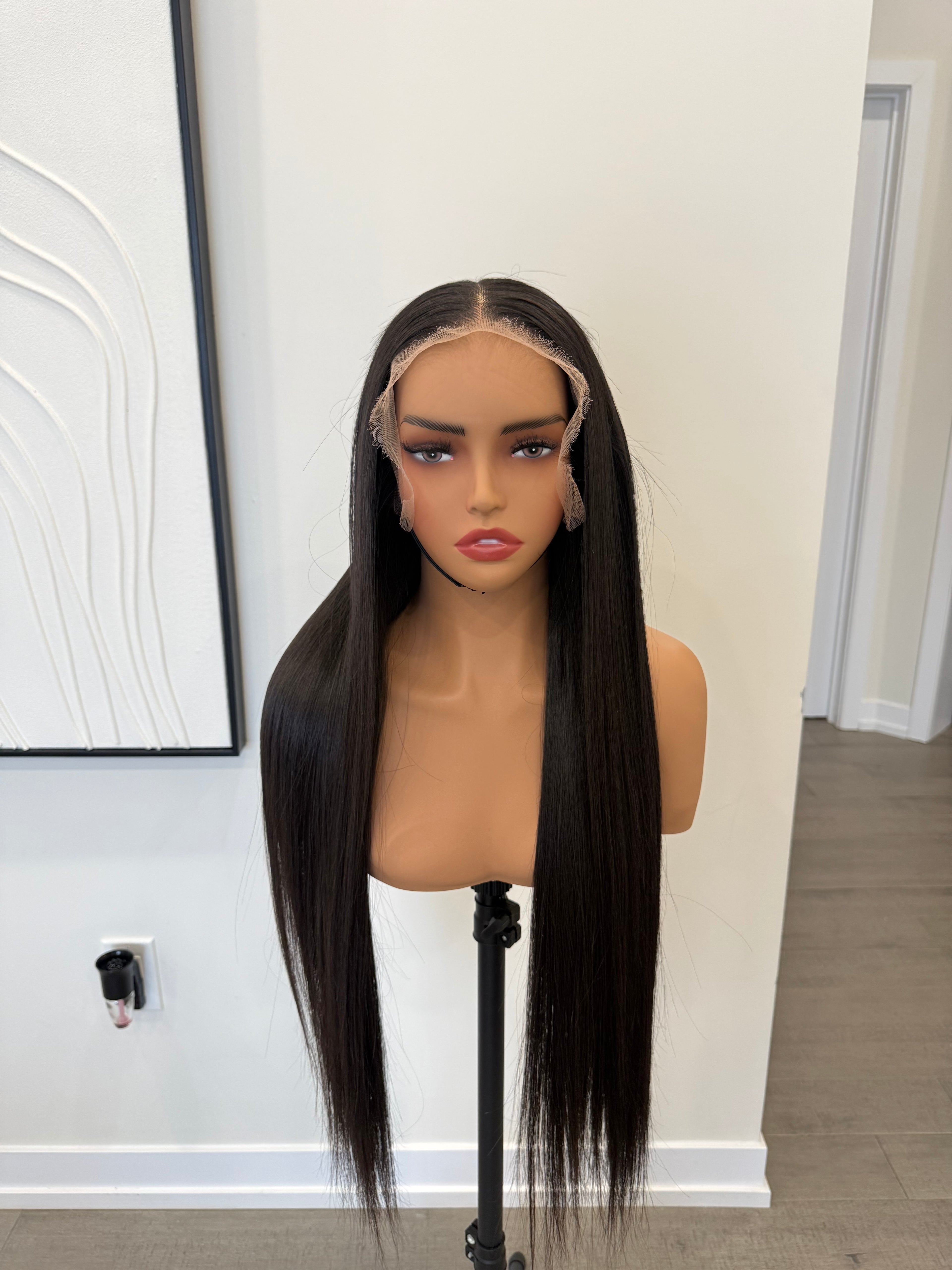 26’ 13 x 6 (HD) Silky straight frontal unit