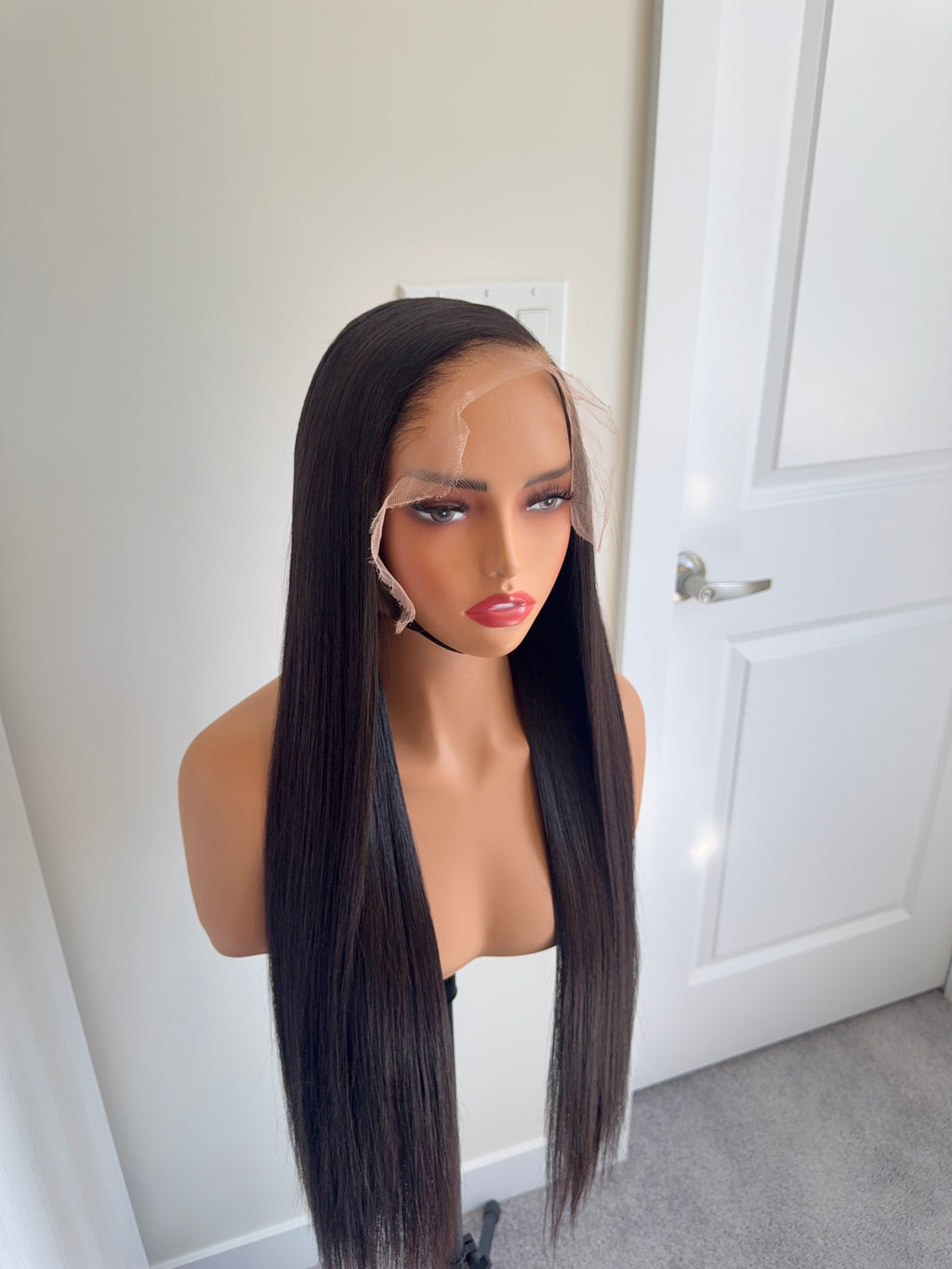 26’ 400g 13 x 6 (HD) Silky straight frontal unit